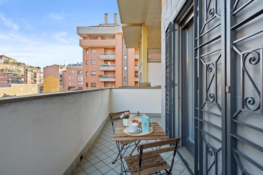 Milano-M1 Rock House Apartment Luaran gambar