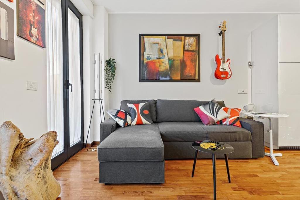 Milano-M1 Rock House Apartment Luaran gambar